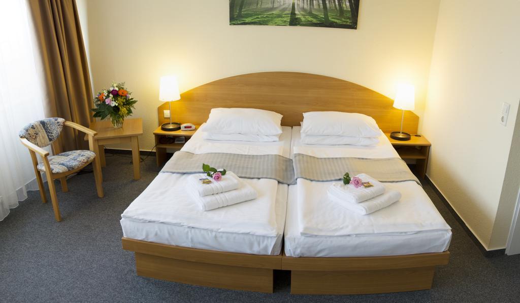 Astral'Inn Leipzig Hotel & Restaurant Экстерьер фото