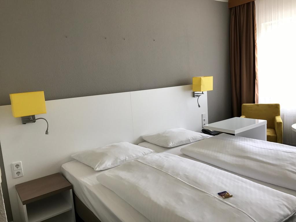 Astral'Inn Leipzig Hotel & Restaurant Экстерьер фото